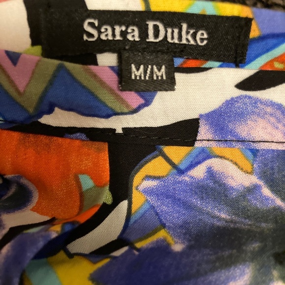 Sarah Duke printed floral high waisted shorts - Picture 3 of 4